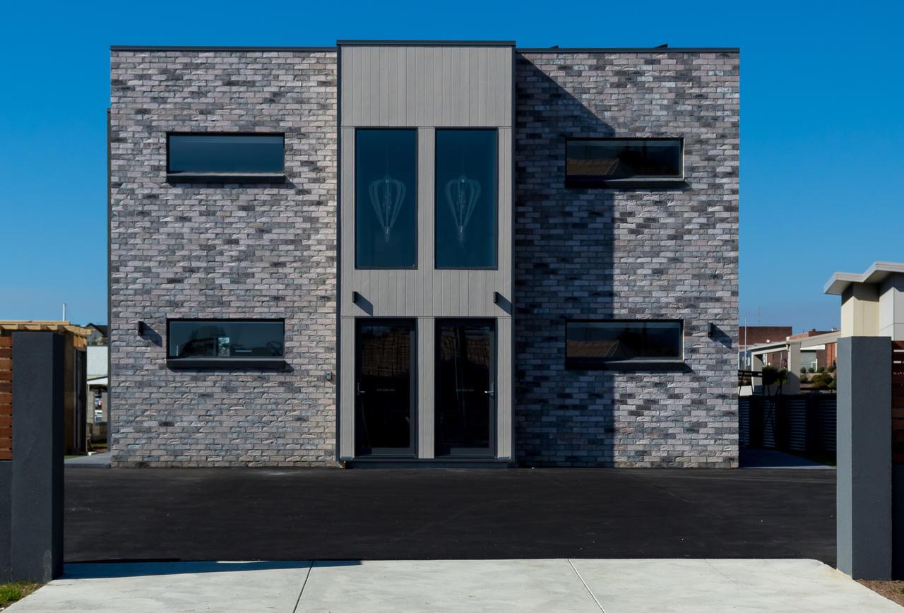 Ulverstone Waterfront Apartments מראה חיצוני תמונה
