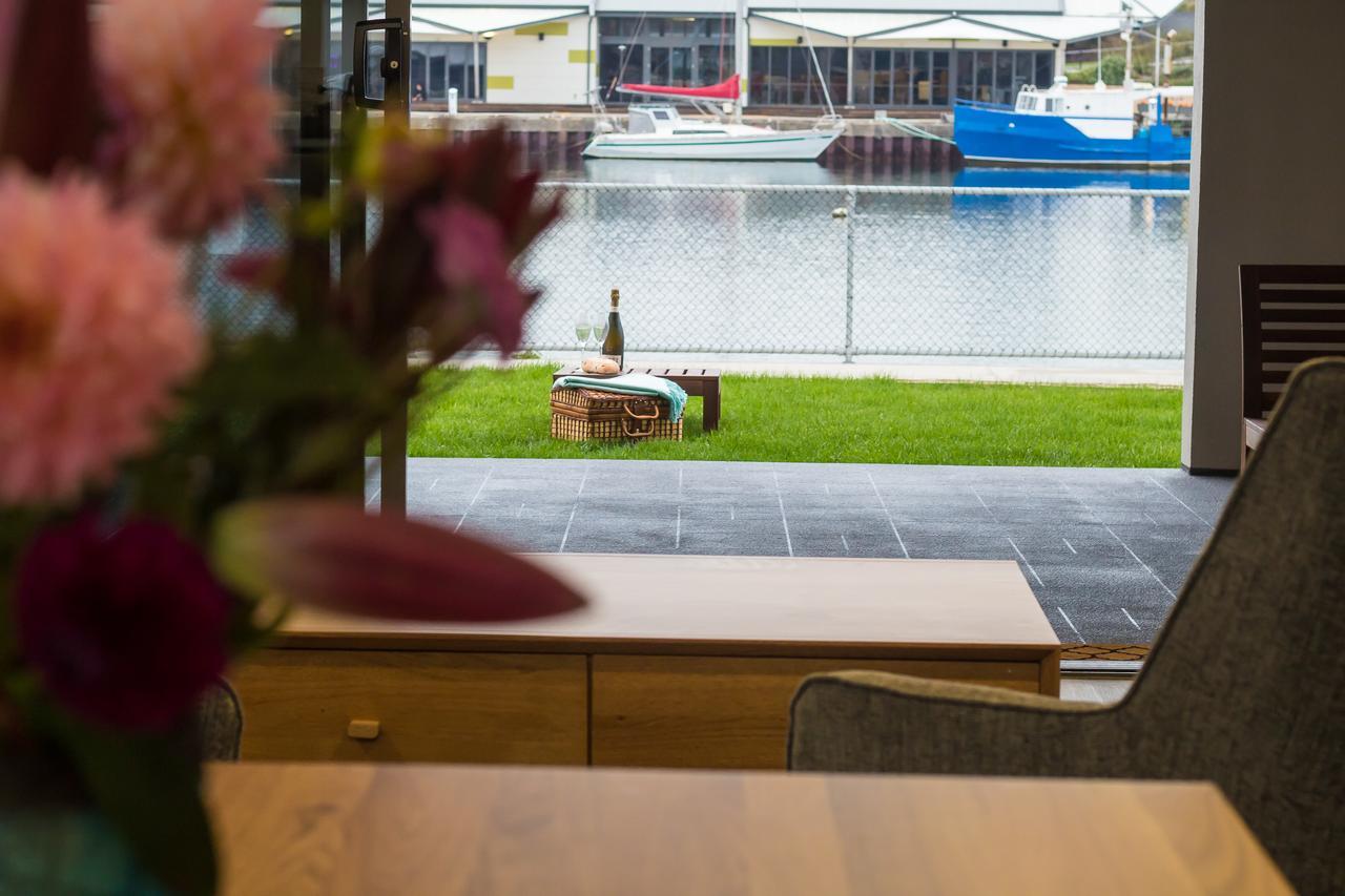 Ulverstone Waterfront Apartments מראה חיצוני תמונה